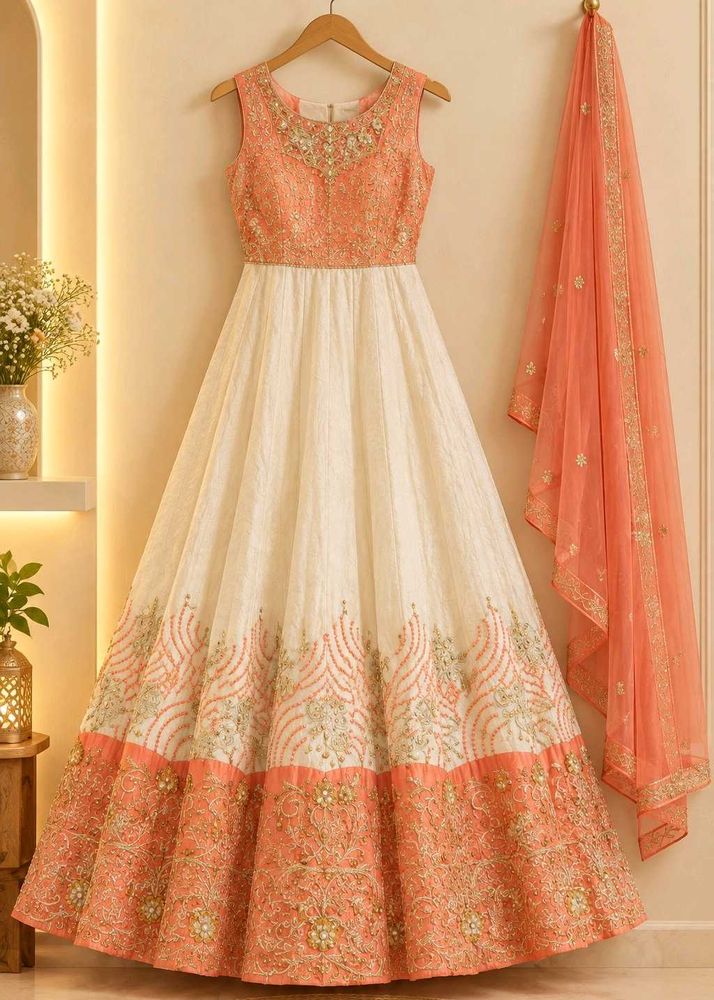 Elegant Peach &amp; White Lehenga Choli Set