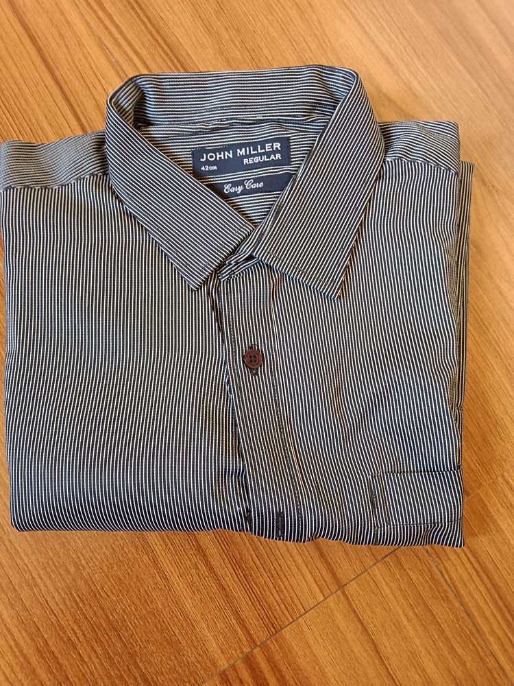 Offer Acceptable Branded Shirt🛍️🏷️