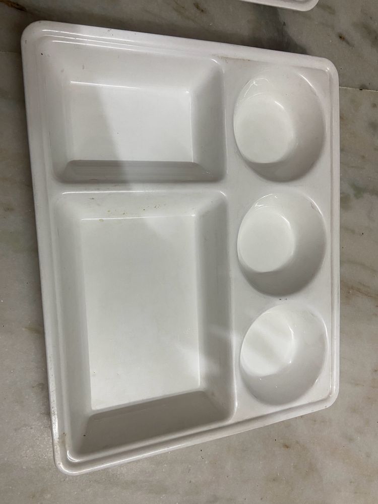 2 Plate  With microwave, freezer,  dishwashe