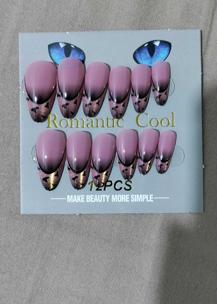 Romantic Cool False Nails Set