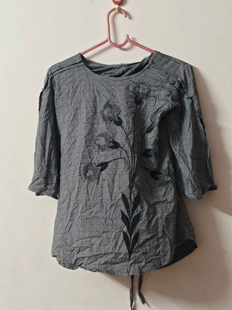 women's top