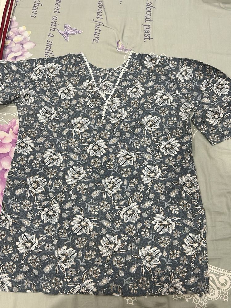 Floral Print short Kurta - with mini gift (free)