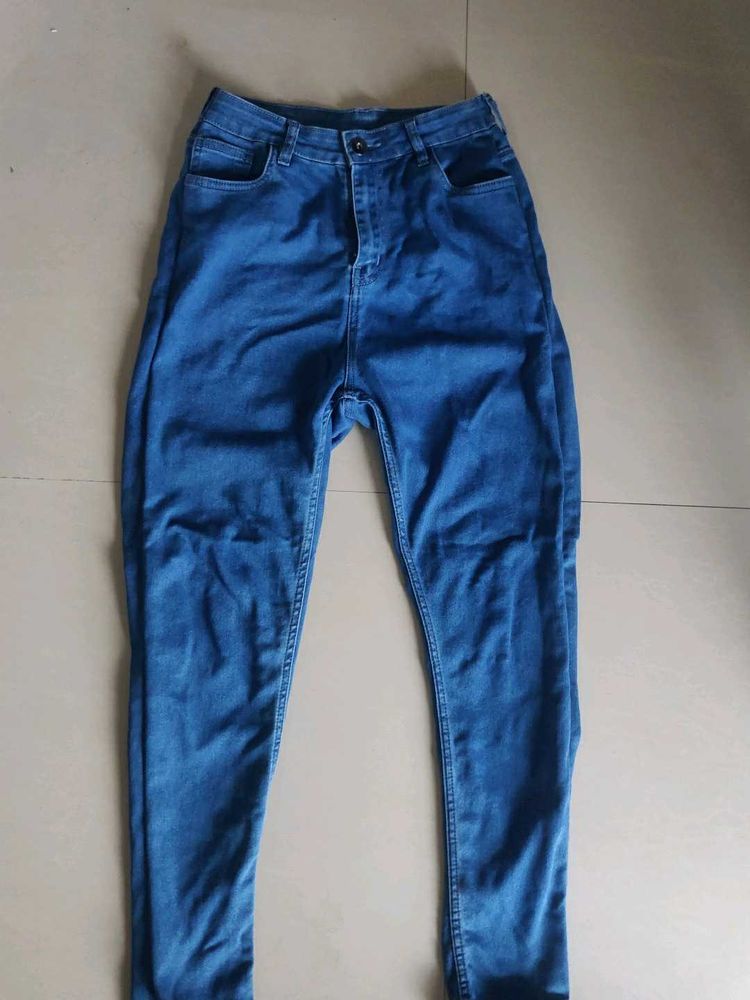 Classic Blue High-Waisted Jeans