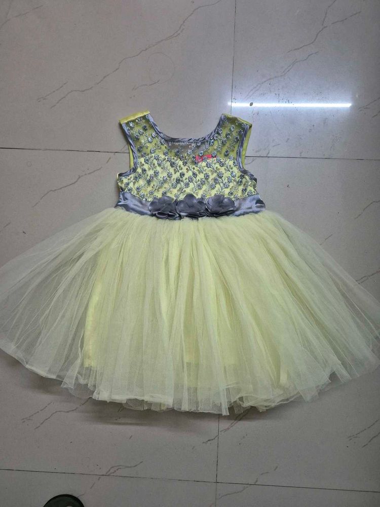 Elegant Yellow &amp; Silver Party Dress