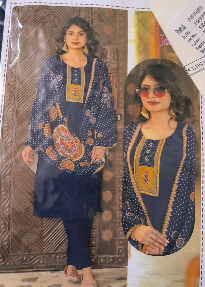 Stylish Navy Blue Kurta Set