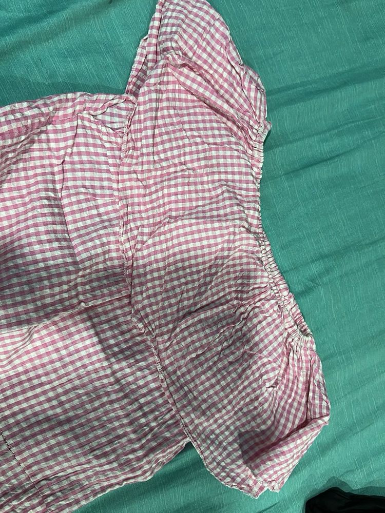 Pink Gingham Puff Sleeve jumpsuit