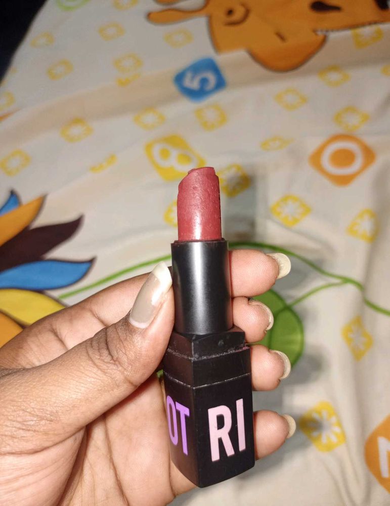 Riot lipstick💄