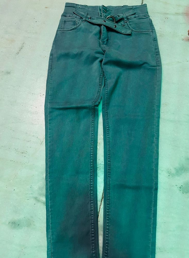High Waisted Jeans with Belt
