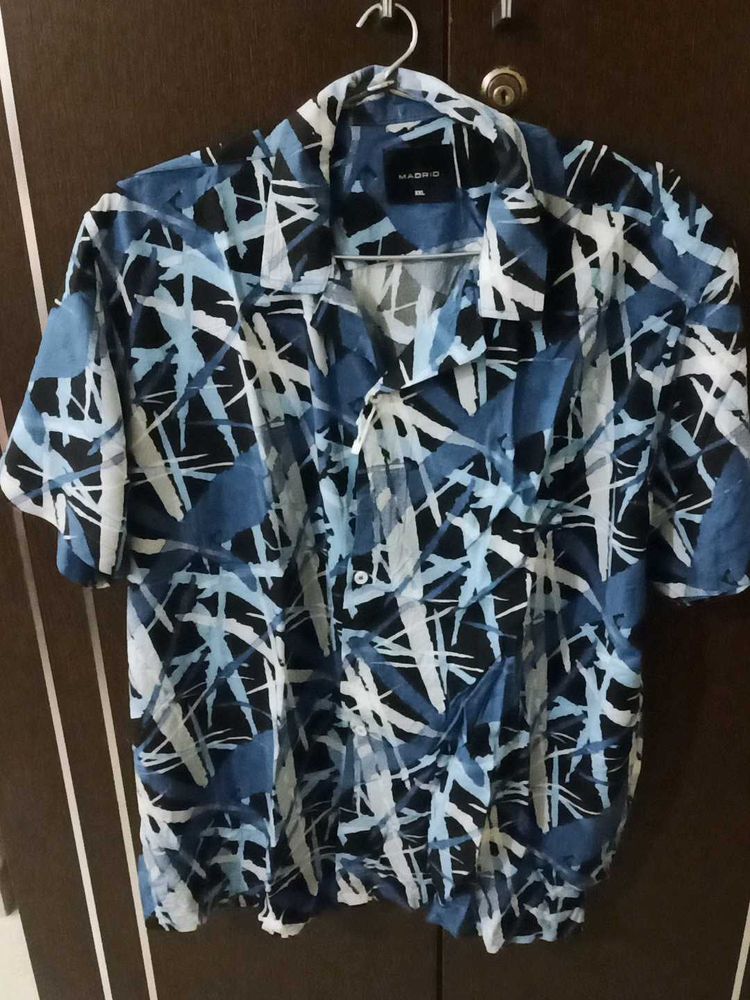 Men's Abstract Print Short Sleeve Shirt