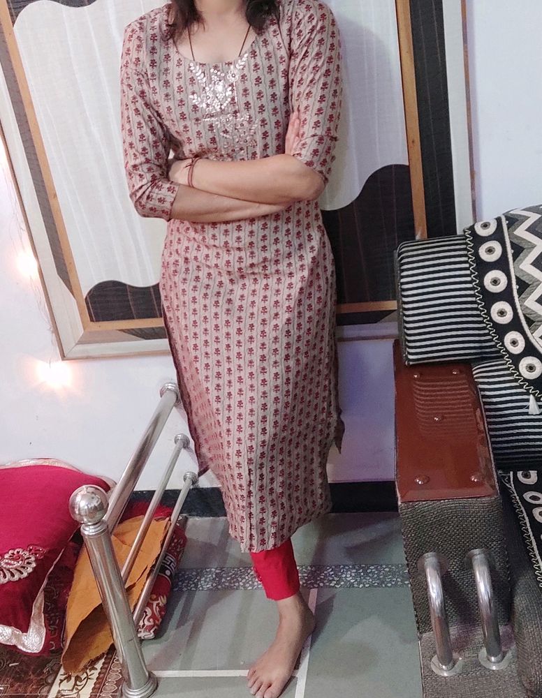 Red Lovely Gotta Patti Work Kurti❤