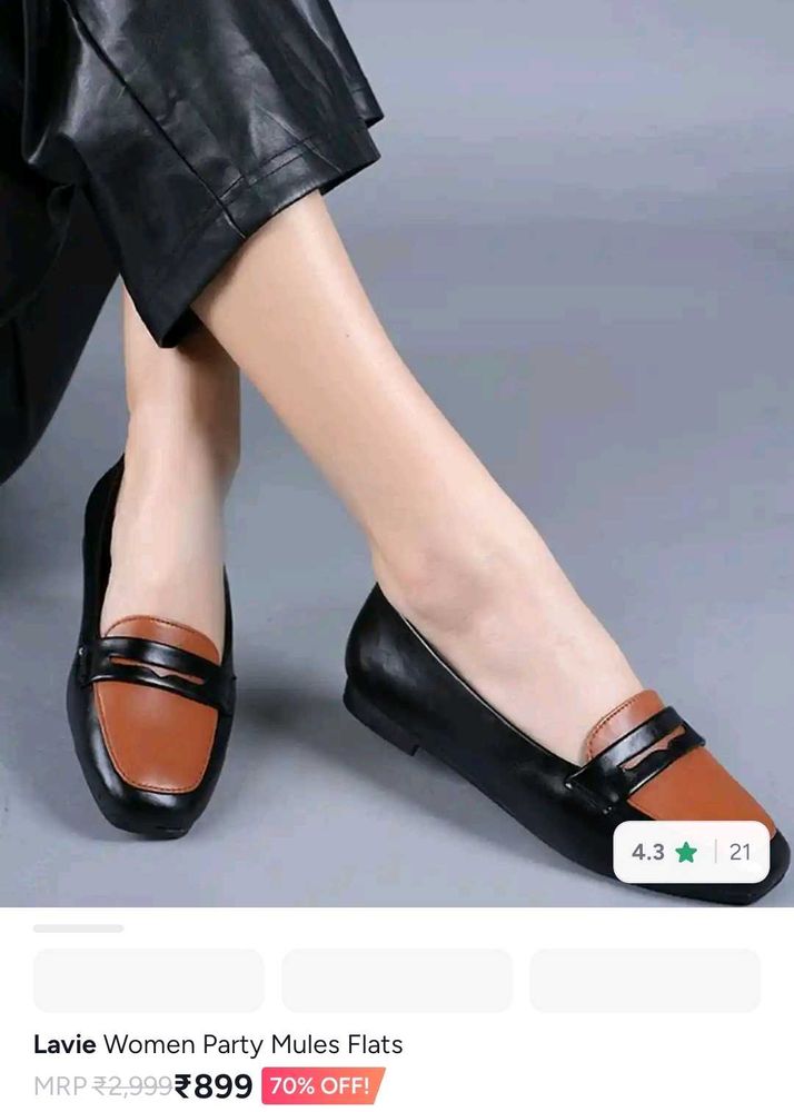 Stylish Two-Tone Loafers for Women