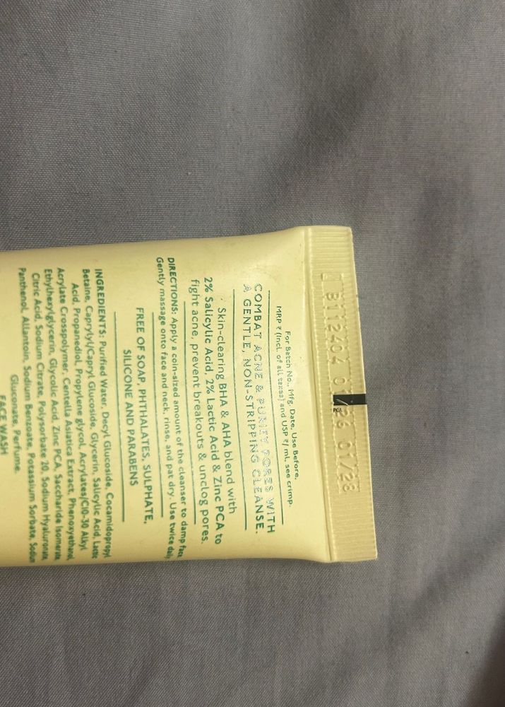 Gentle Face Wash for Acne-Prone Skin