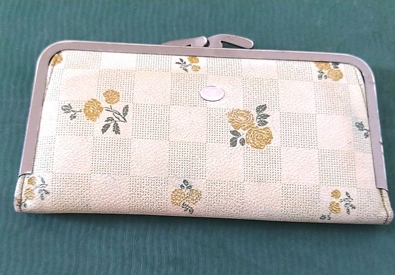 **$ale**Wallet👛only @200🆓coins