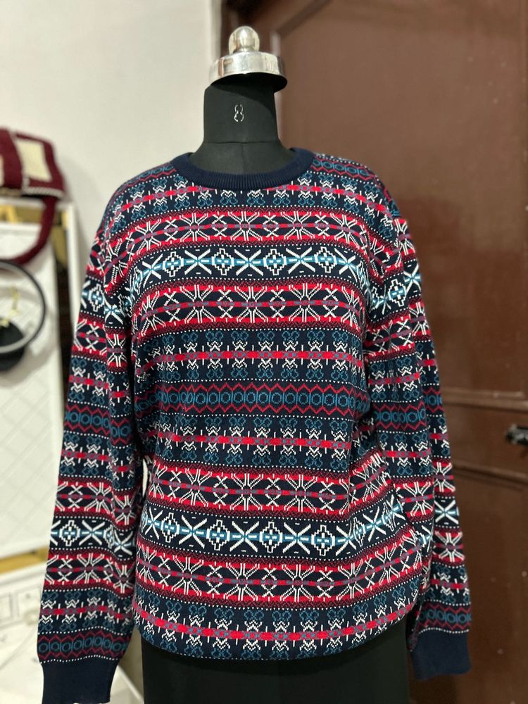 Patterned Pullover Sweater
