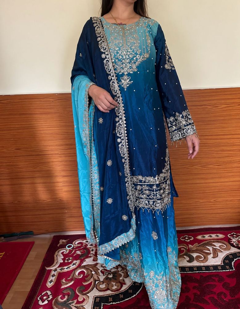 Stunning Blue Ombre Kurta Set