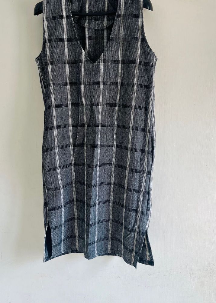 Black&amp; White Checks Winter Sweater Dress One Piece