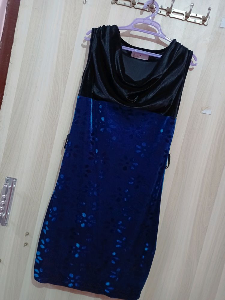 Blue Midi Dress (Velvet)