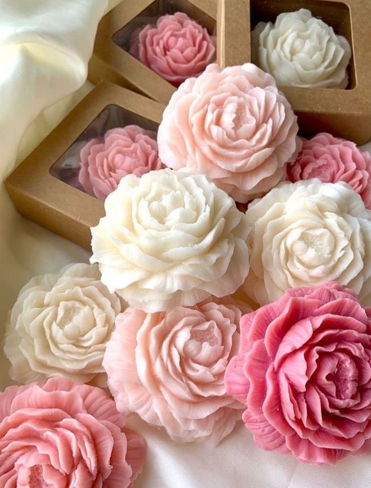 Handmade Peony Candle - Colour Can be Customised