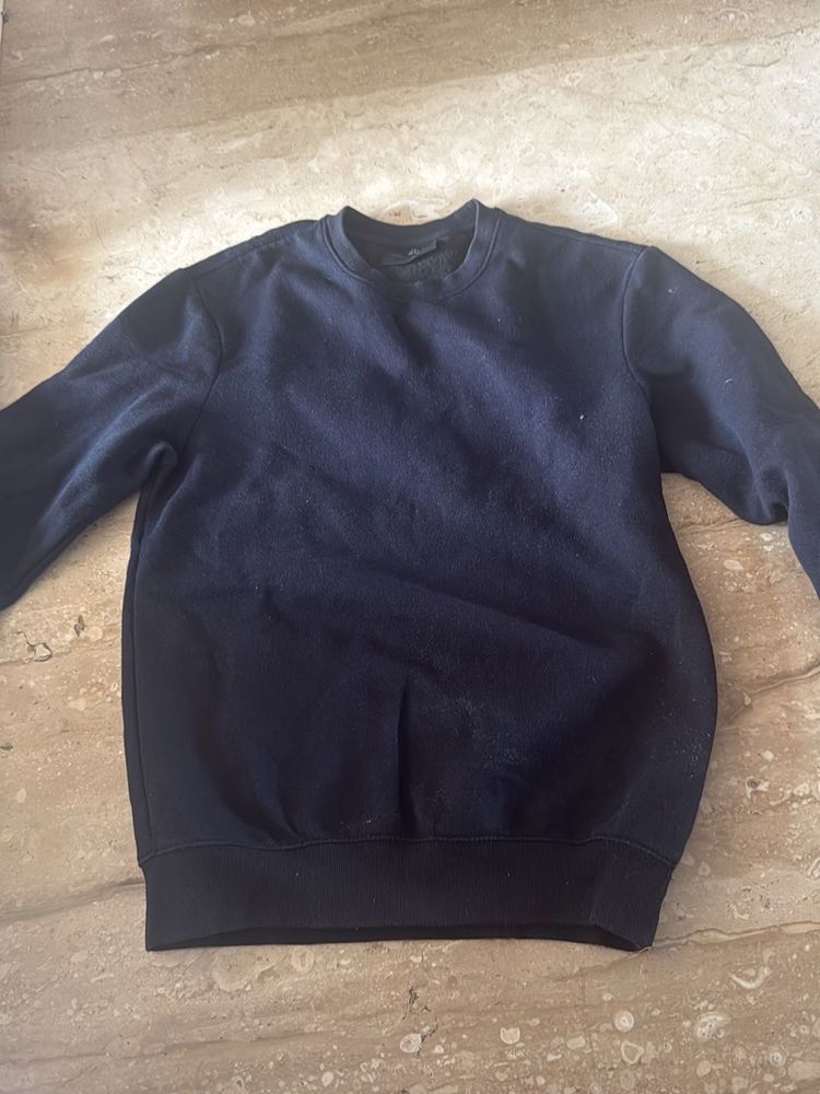 Navy Blue Pullover Sweatshirt