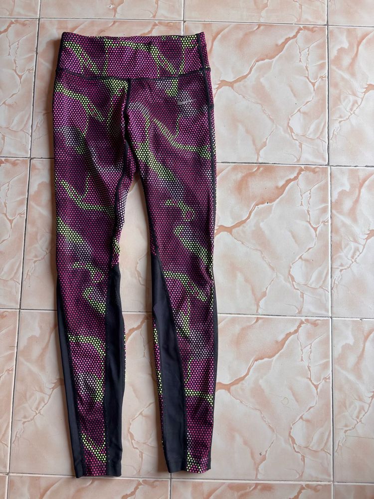 Nike gym tights