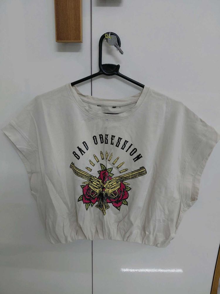 Graphic Print Cropped T-Shirt