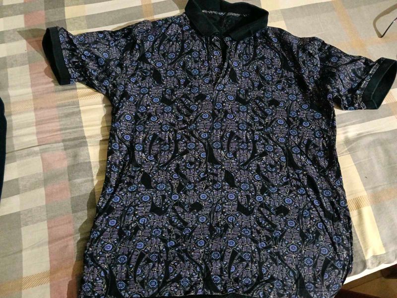 Stylish Printed Short Sleeve Collared Top