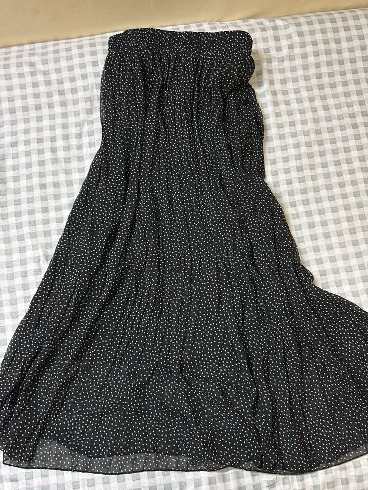 polka dot skirt