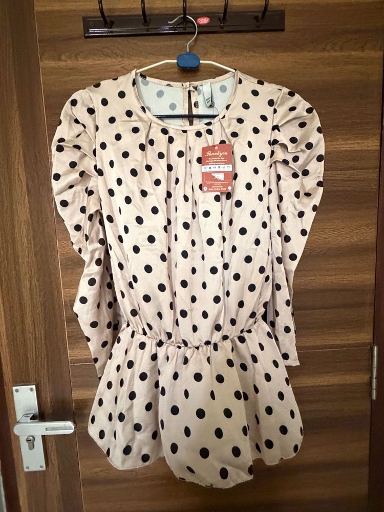 Chic Polka Dot Peplum Top
