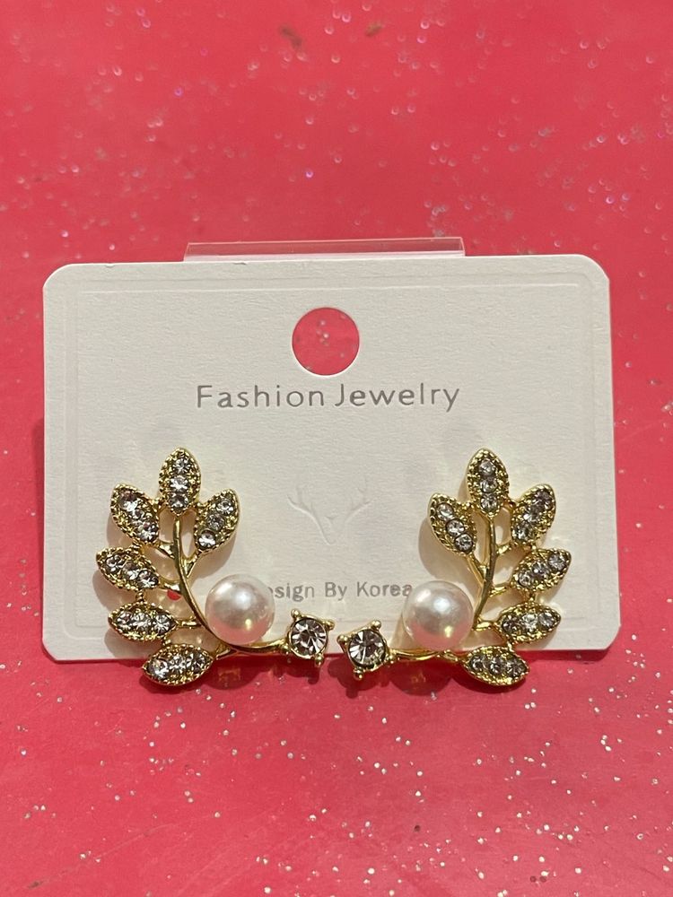 Elegant Pearl Leaf Earrings