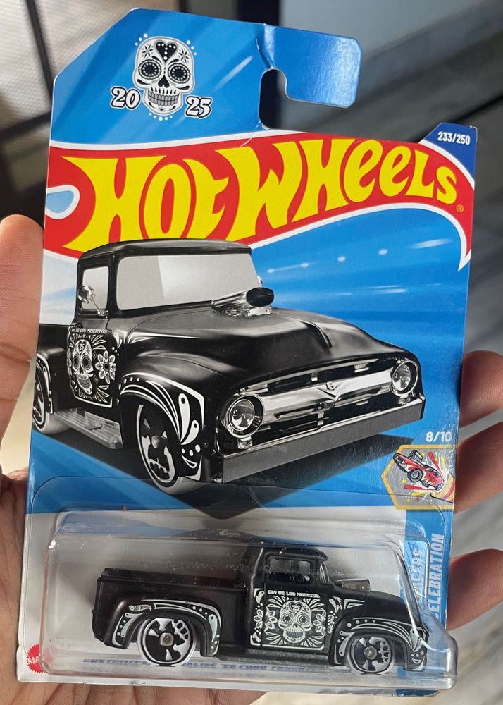 Hot Wheels Custom ’56 Ford Truck