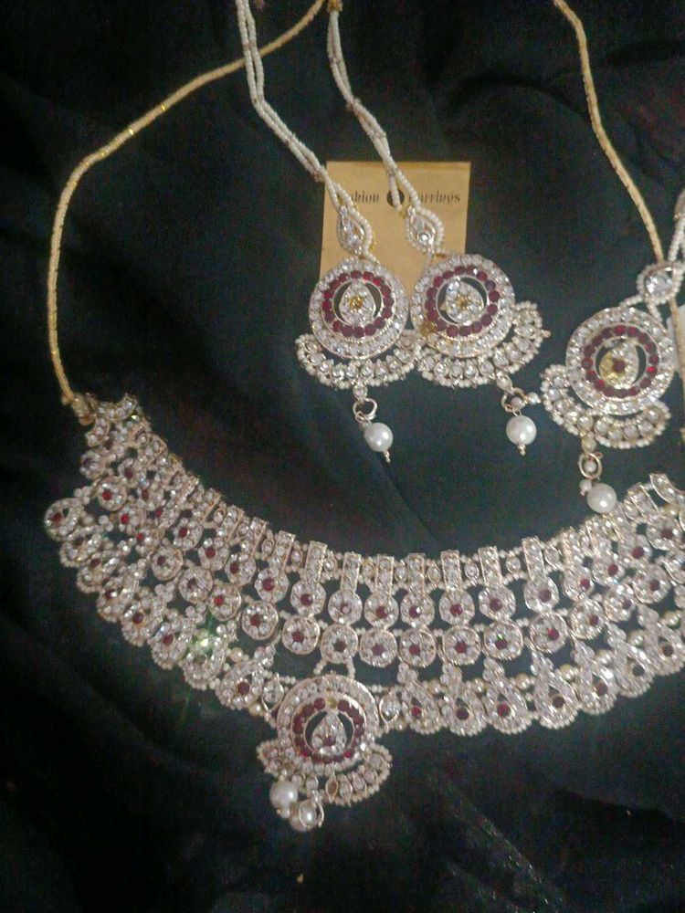 Trending pakistani Jewelry Set