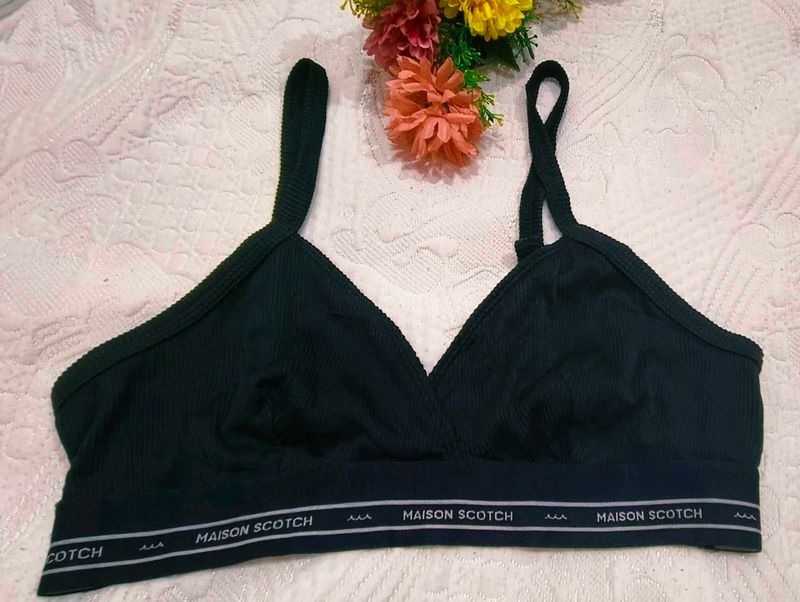 very comfortable sports bra
