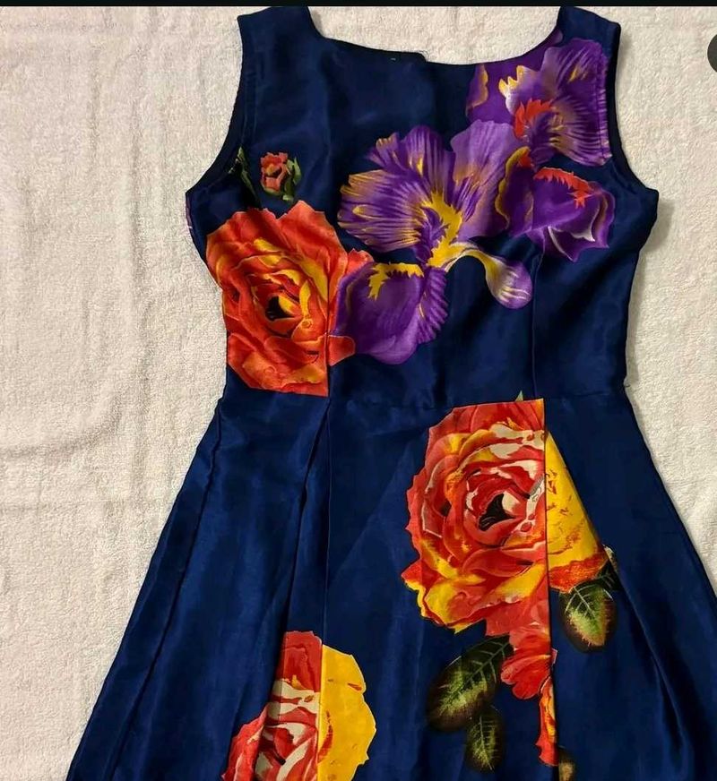 Stunning Floral Print Navy Blue Dress