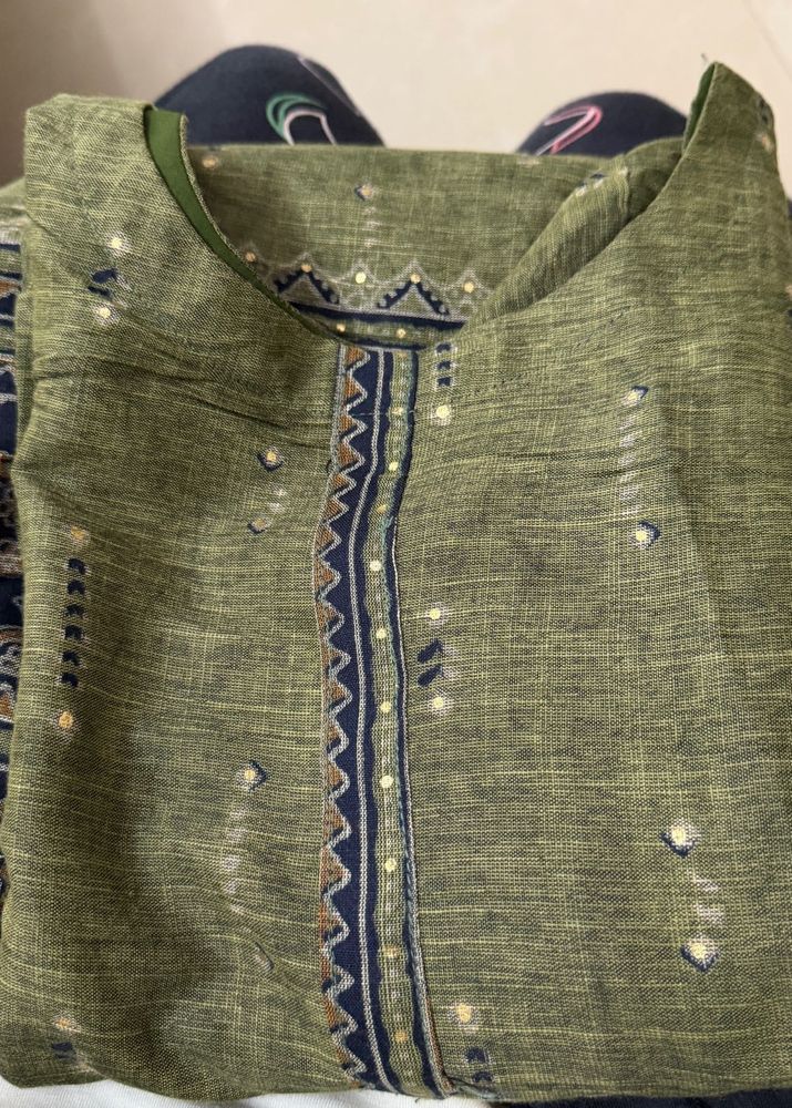 short kurti Green Kurta with Ethnic Print