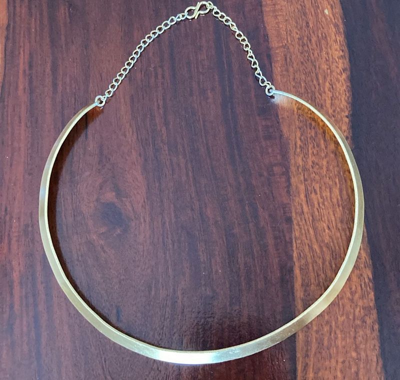 Gold finish Neck Cuff Choker