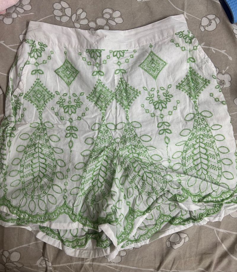Embroidered White Shorts