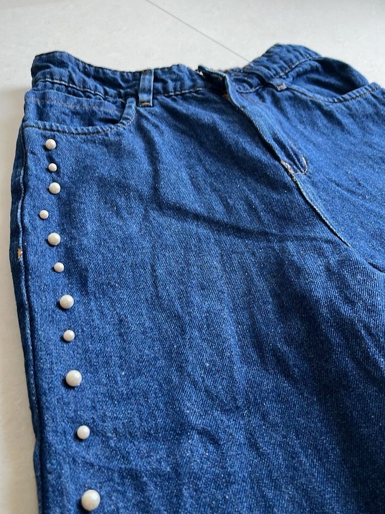 Stylish Pearl Embellished Denim Jeans