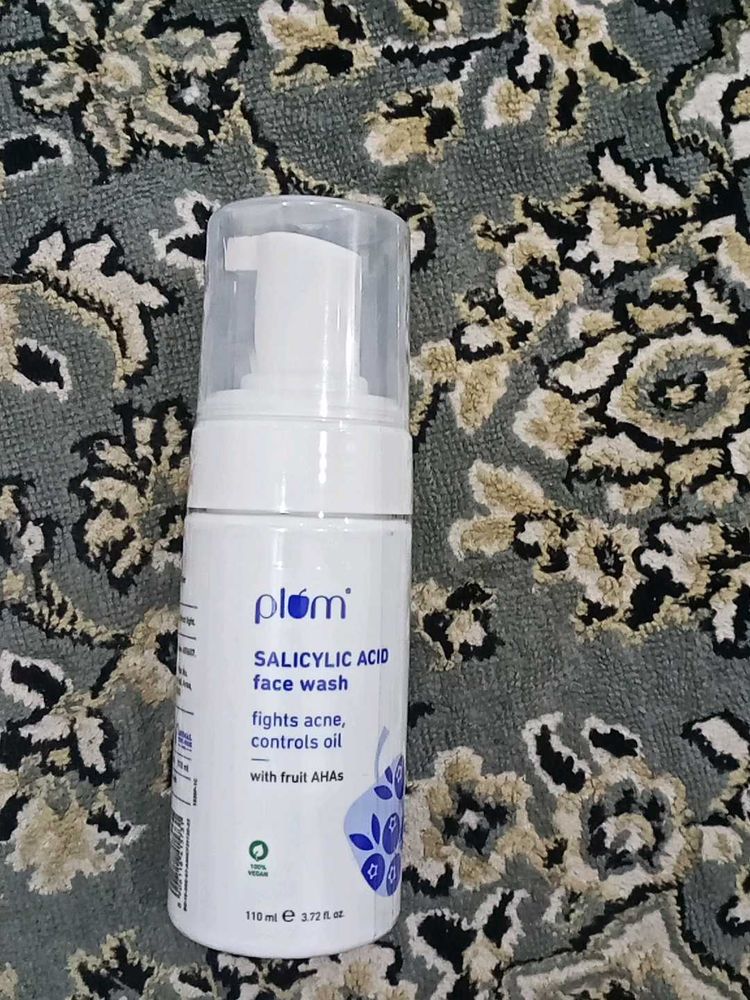 Plum Salicylic Acid Face Wash