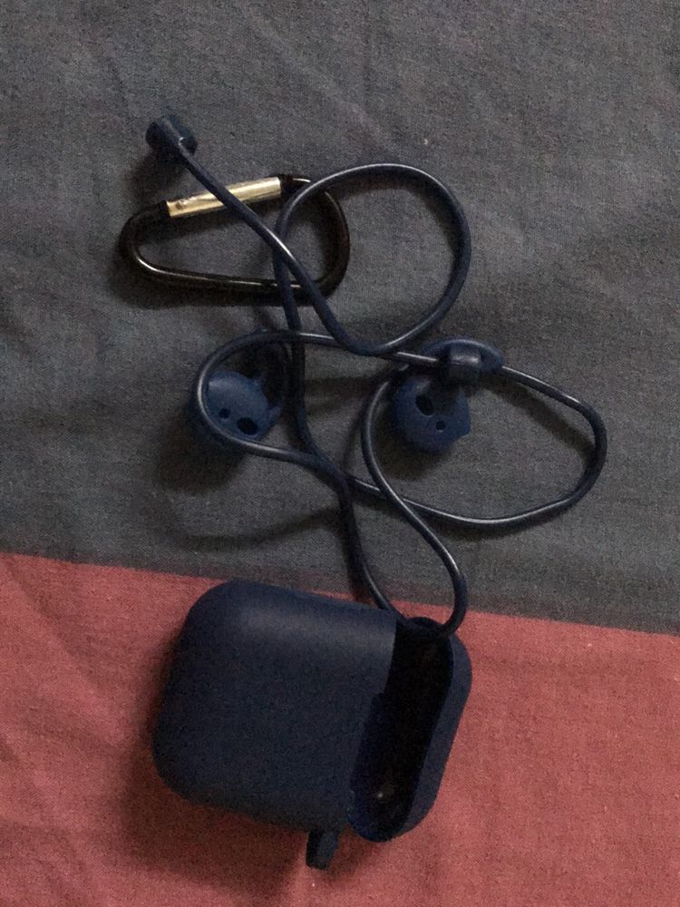 Airpod 1 and 2 Cover.