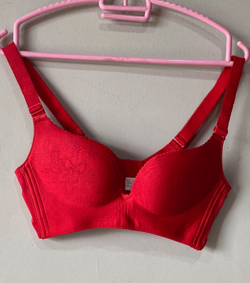 Red Tshirt Bra (padded)