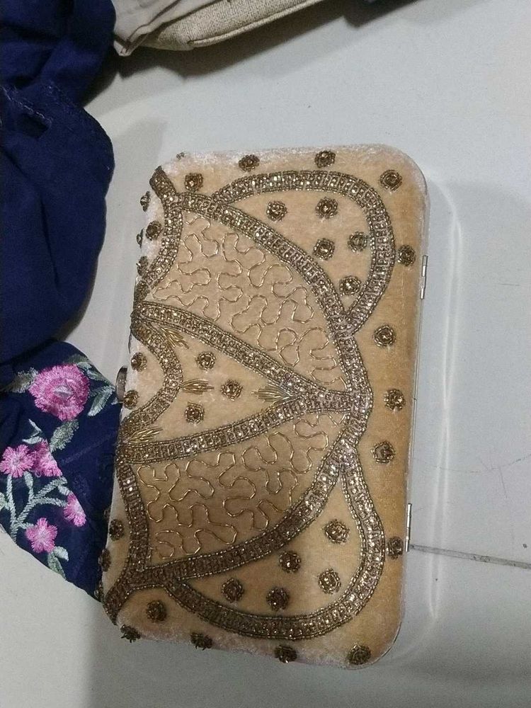 Elegant Embroidered Clutch Bag