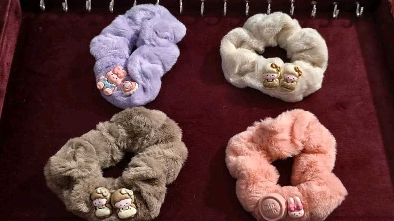 Fluffy Scrunchie Set with Charms🤩✨