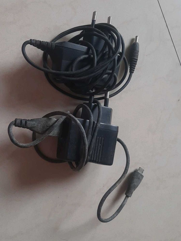 NON WORKING Used Mobile Chargers