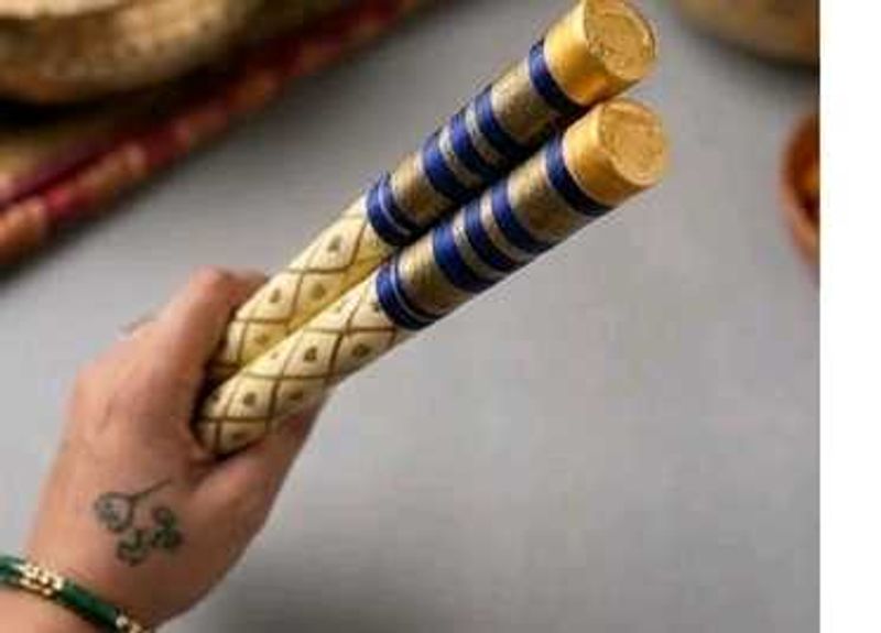 Traditional Designer Wooden Dandiya Sticks Se
