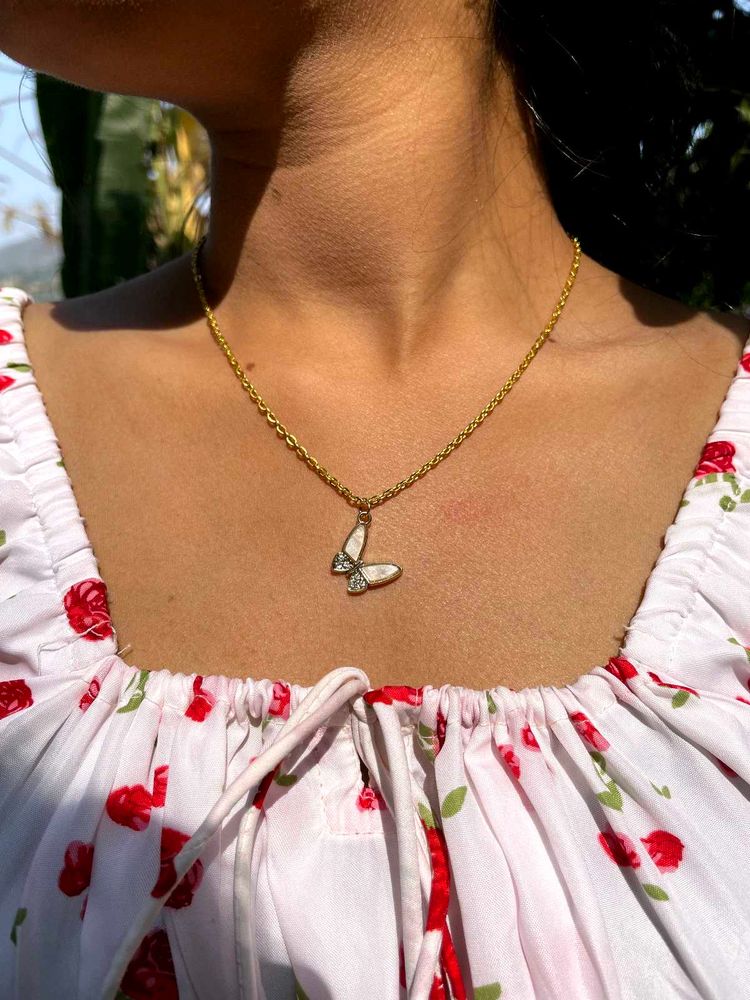 Delicate Butterfly Pendant Necklace