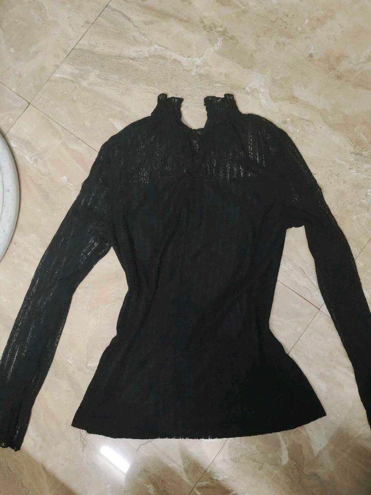 LACY VINTAGE TOP 😍