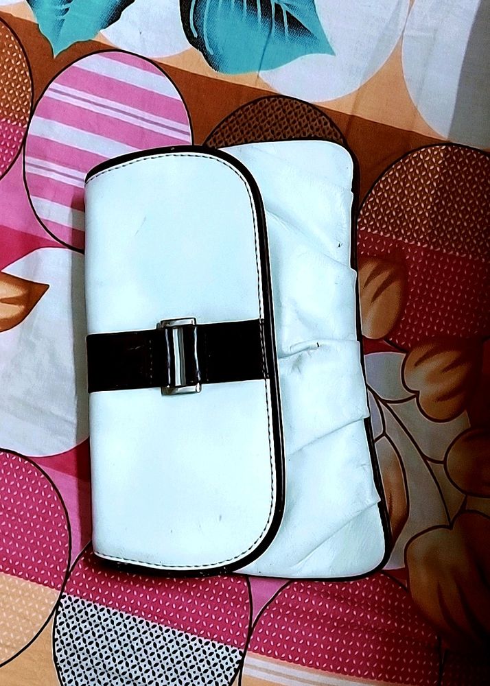 White Leader Purse