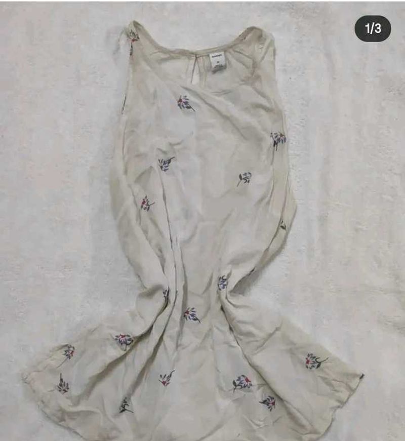 Lightweight Floral Sleeveless Top