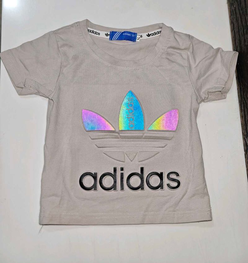 Adidas T-Shirt