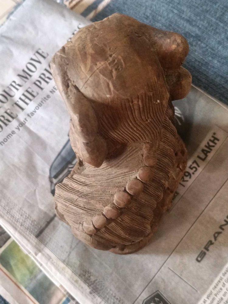 antique show piece ( wooden)